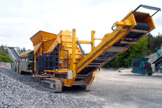 履帶式移動反擊破碎站