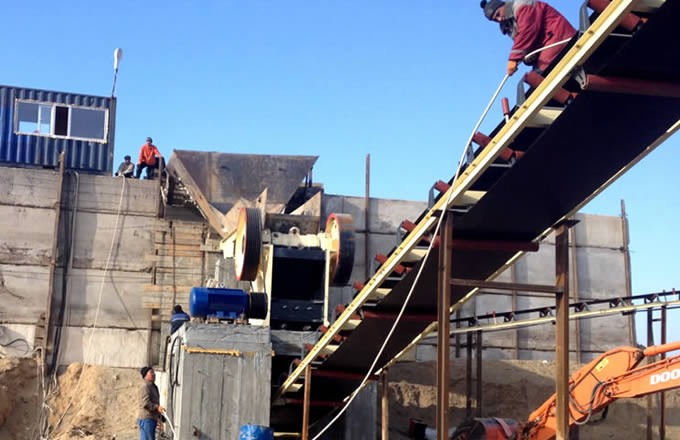 肯尼亞時(shí)產(chǎn)300噸玄武巖生產(chǎn)線