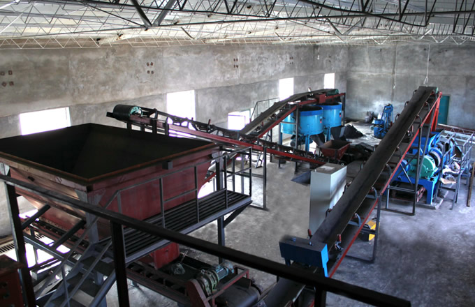 新西蘭干粉壓球機客戶